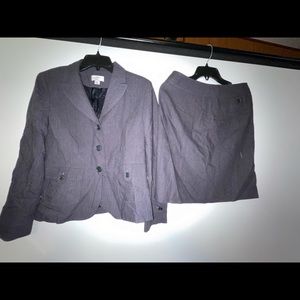 Dress and Blazer Women suit size 6P - Anne Taylor Loft